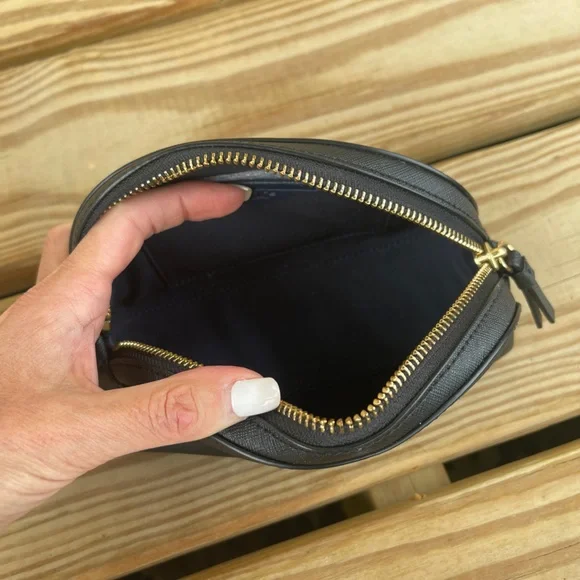 Tory Burch Leather Makeup Bag with Black with Gold Logo - Picture 6 of 8